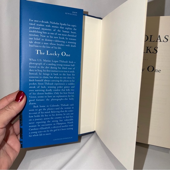 Nicholas Sparks Blue Hardcover Novel - Picture 2 of 7